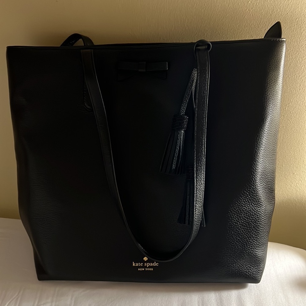 KATE SPADE ON PURPOSE TASSEL TOTE